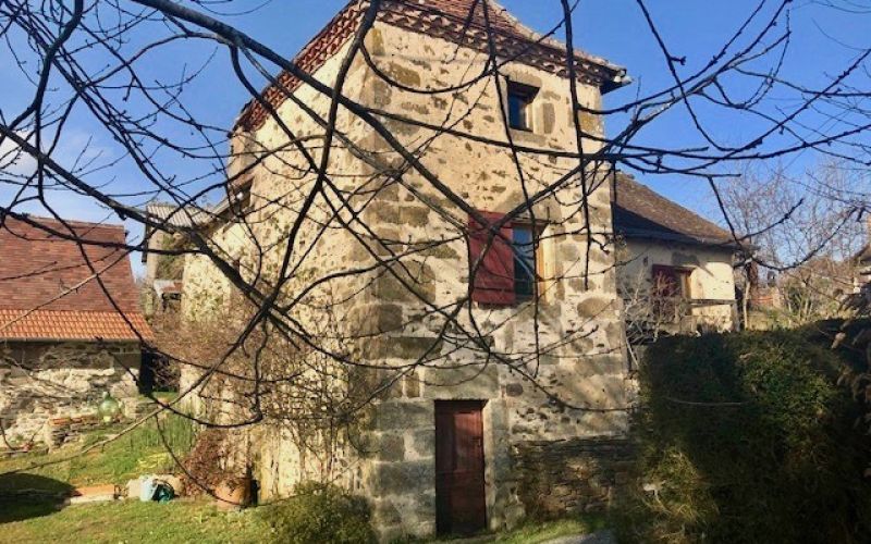 1287 - CHARMANT ENSEMBLE QUERCYNOIS RESTAURÉ AVEC GOUT, SUR 1900 M2 DE TERRAIN, AUX ENVIRONS DE FIGEAC NORD OUEST (LOT)